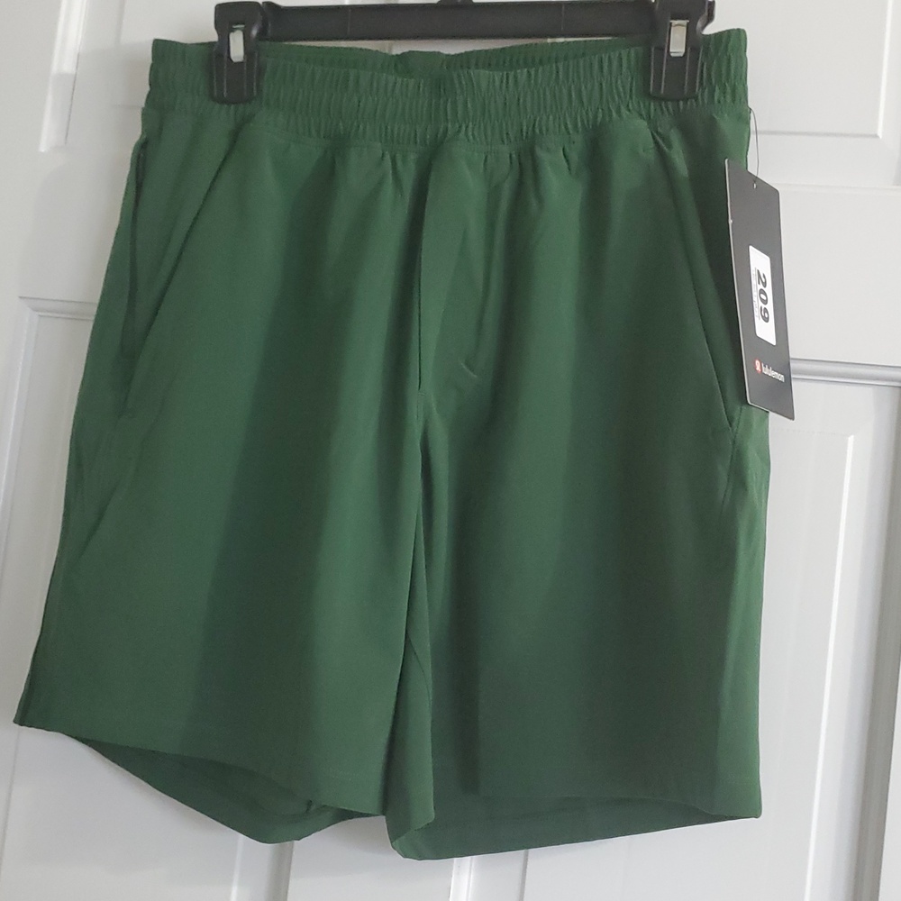 NWT lululemon Pace Breaker 7in Men's Sz S Short Ivy